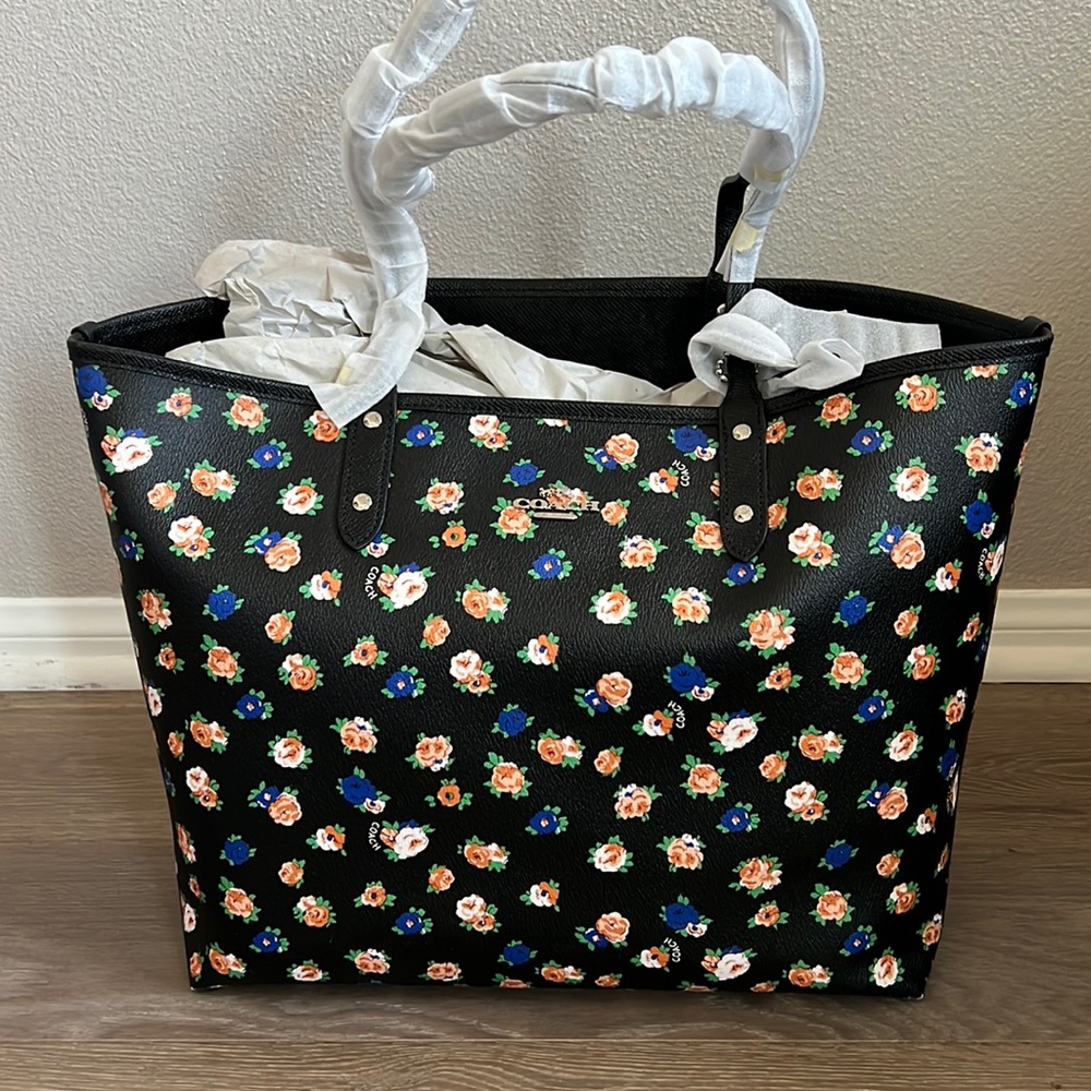 Brand new floral Coach tote bag